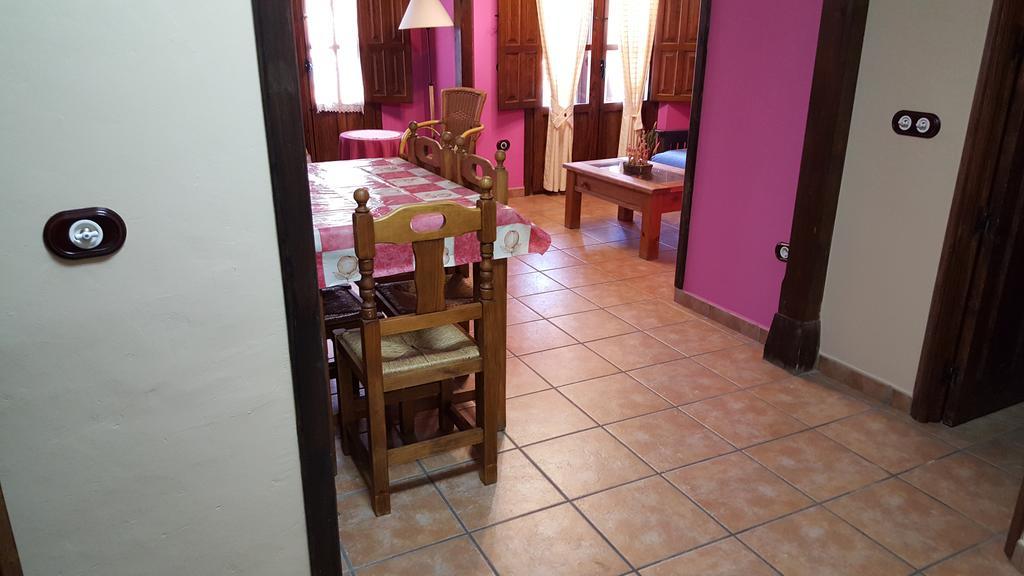 Apartamentos Rurales Tauro Cabezuela Del Valle Exterior foto